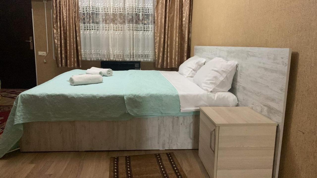 Hostel Saba Koutaïssi Extérieur photo